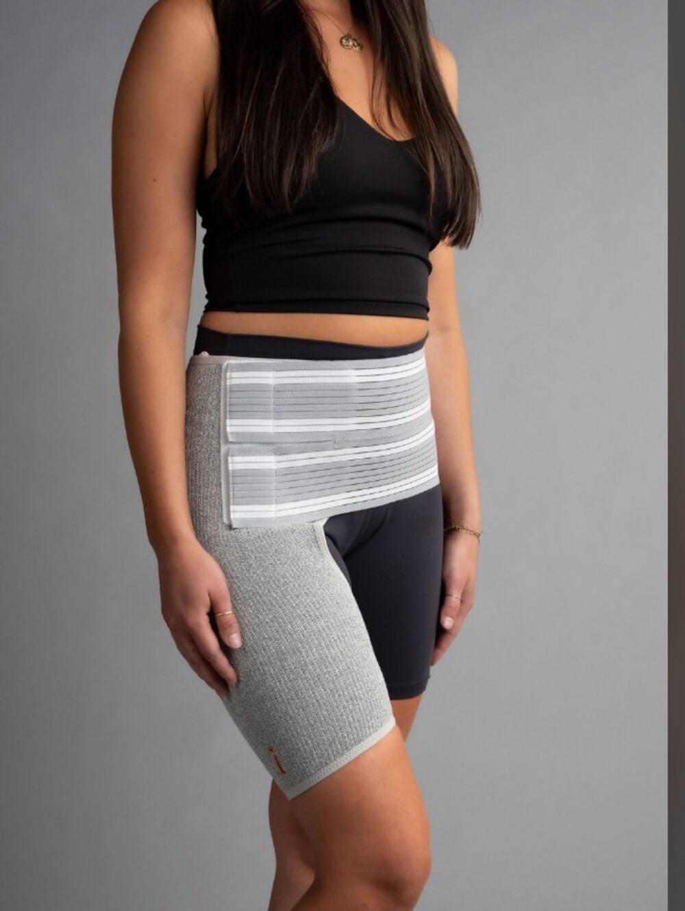 Incrediwear Hip Brace (Hip & Thigh Support)​Model Number:HIP103R Rt Hip